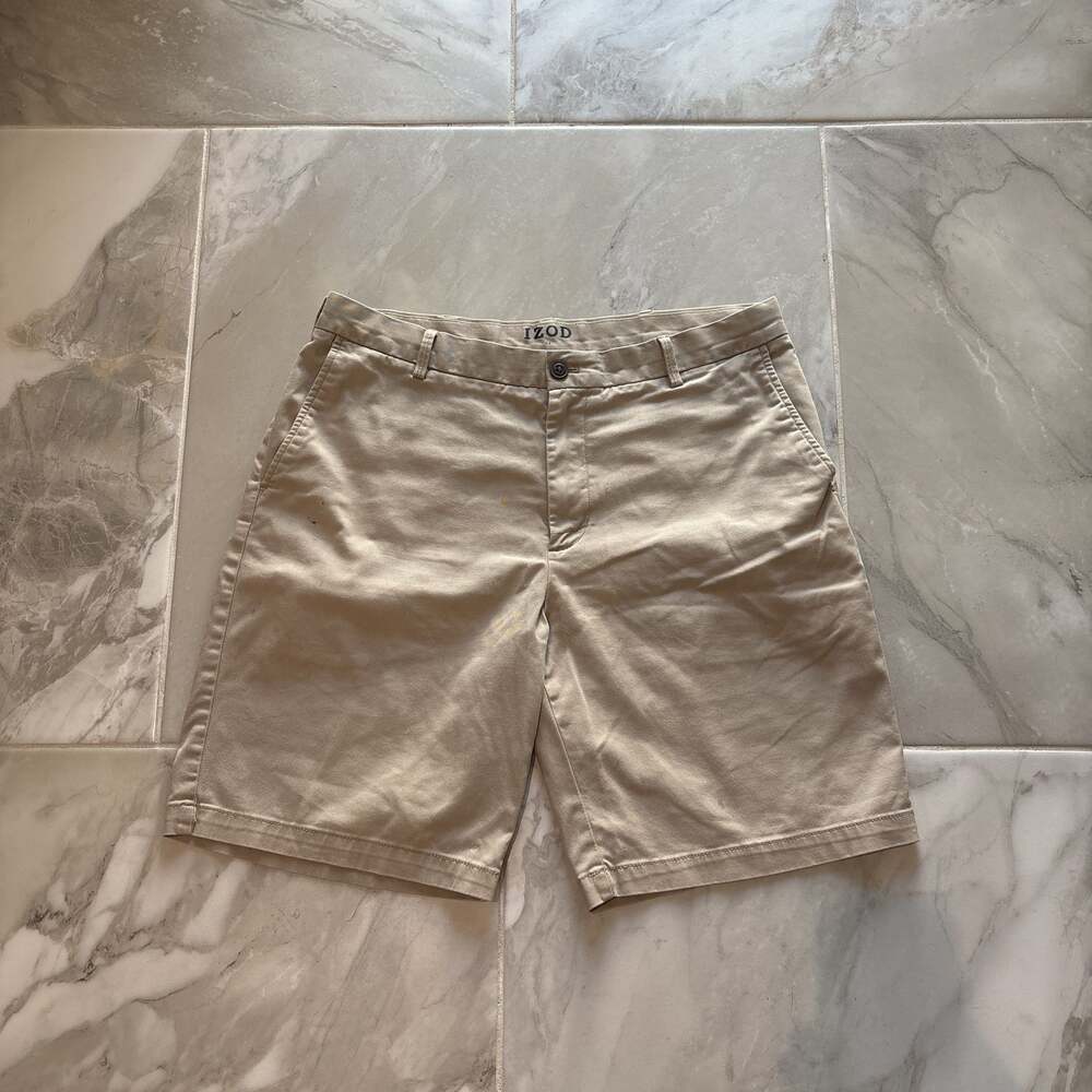 IZOD Men's Saltwater Flat Front Chino Shorts